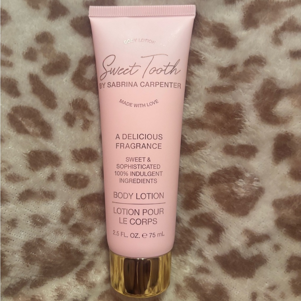Sabrina Carpenter Sweet Tooth Scented Lotion